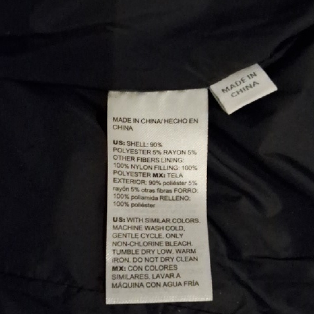 Chico's Ladies Puffer Vest Size M New With Tags - Picture 6 of 11